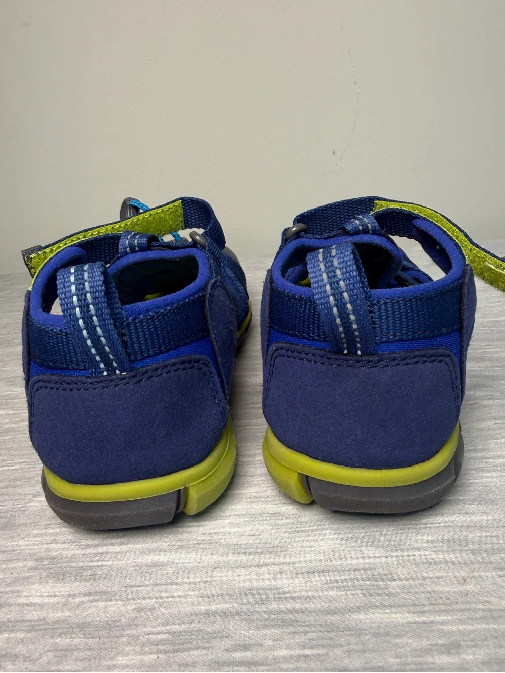 Keen Newport H2 Navy Blue Lime Green Kids Sandals Sz 1
